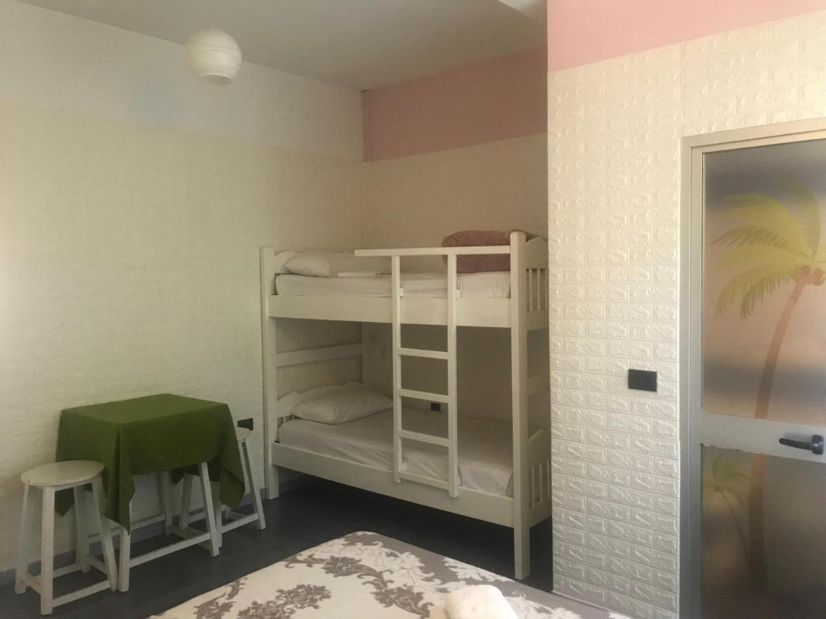 Hotel Orange *